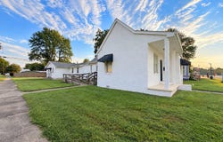 1101 E 5th Street, Metropolis, IL 62960
