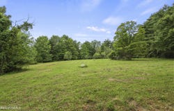 312 County Rd, New Marlborough, MA 01230