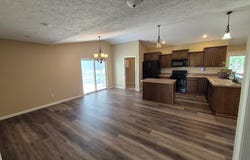 206 Violet Drive, Yankton, SD 57078