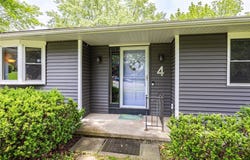 4 Parkland Drive, Perinton, NY 14450
