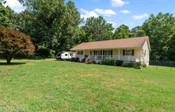 295 Clear Branch Rd, Corryton, TN 37721