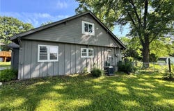 110 W 7th Street, Knob Noster, MO 65336