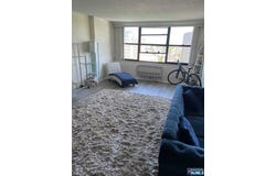 7004 Boulevard E, Guttenberg, NJ 07093
