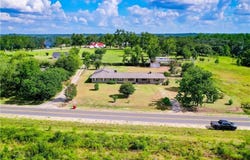 1886 Craven Road, Baxley, GA 31513