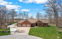 13265 Whitefeather Trail, Anna, OH 45302