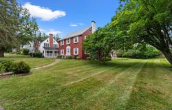 104 Hillsboro Parkway, Syracuse, NY 13214