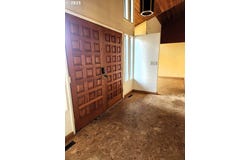 68766 WEATHERFORD Rd, Arlington, OR 97812
