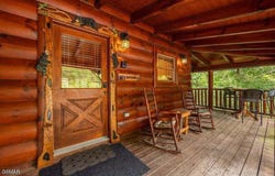 2034 Bear Haven Way, Sevierville, TN 37876
