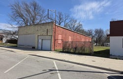 408 Main St, Winfield, KS 67156