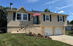 808 Britany Drive, Warrensburg, MO 64093