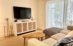 72 S 7, Naples, FL 34102