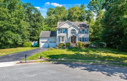 2 Veronica Court S, Old Bridge, NJ 08857