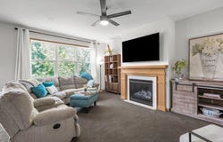 1823 Red Oak Ridge, Carver, MN 55315