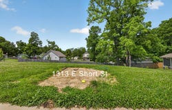 1313 E Short Street, Bloomington, IN 47401