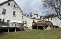 618 Kenwood Avenue, Bethlehem, NY 12054