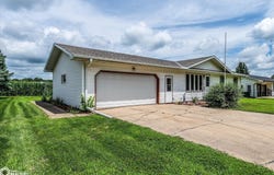 105 Linden Drive, Woodbine, IA 51579