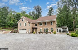 3789 SPRING ROAD, CARLISLE, PA 17013