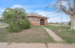 308 N 5th St, Coahoma, TX 79511
