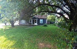 830 Bartley Ave, Bardstown, KY 40004