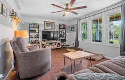 5765 Maplegrove Avenue NE, Louisville, OH 44641