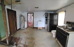 311 2nd Avenue NW, Glenville, MN 56036