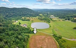 10.0 Crimson Lake Drive, Glencoe, AL 35905