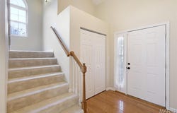 2807 Hunters Crossing Drive, Edwardsville, IL 62025