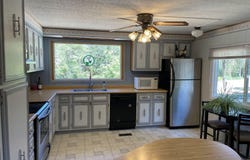 8538 Monument Drive, Grants Pass, OR 97526
