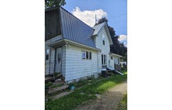 270 Iowa Street, Arnolds Park, IA 51331