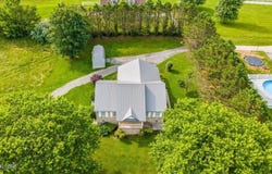 819 Island Ford Rd, Jacksboro, TN 37757