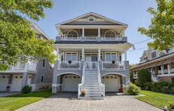 145 E Atlantic Blvd, Ocean City, NJ 08226