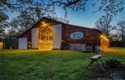 129 Vaughan Road, Eldon, MO 65026