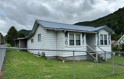58 Carlton Lane, Seth, WV 25181
