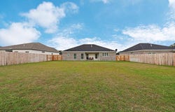 126 Edgewood Trail, Headland, AL 36345