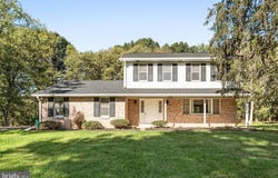 185 SHEPHERD Lane, SHEPHERDSTOWN, WV 25443