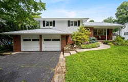 582 E Stanton Avenue, Columbus, OH 43214