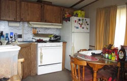 9698 Stoneypointe Dr, Fairhaven, MI 48023