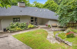 701 Lisletown Lane, Winchester, KY 40391