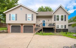 636 Sheidley Avenue, Bonner Springs, KS 66012