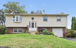 24 SCHOOL, WILLOW GROVE, PA 19090