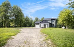 875 W Hobbs Road, Delton, MI 49046