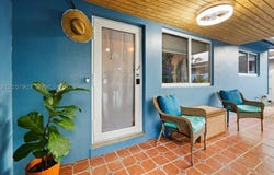 924 SW 15th Ter, Fort Lauderdale, FL 33312