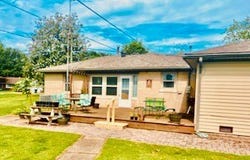 1603 Sunset Drive, Carmi, IL 62821