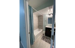 200 W Thacker Street, Hoffman Estates, IL 60169