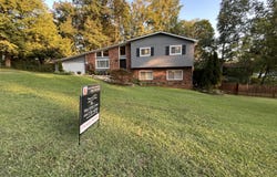 104 Clark Lane, Oak Ridge, TN 37830