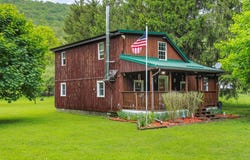 51 Maggies Ln, Monroeton, PA 18832