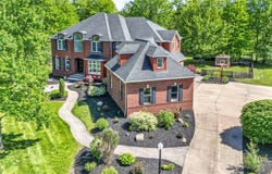 2344 Country Brook Drive, Hinckley, OH 44233