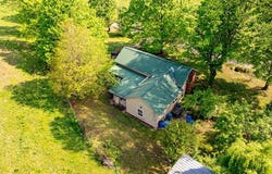 9263 Center Point Road, Tompkinsville, KY 42167
