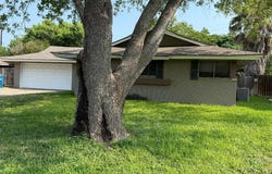 205 E Broadway Boulevard, Portland, TX 78374