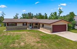 98 Pray Road, Gaylord, MI 49735